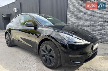 Позашляховик / Кросовер Tesla Model Y 2024 в 