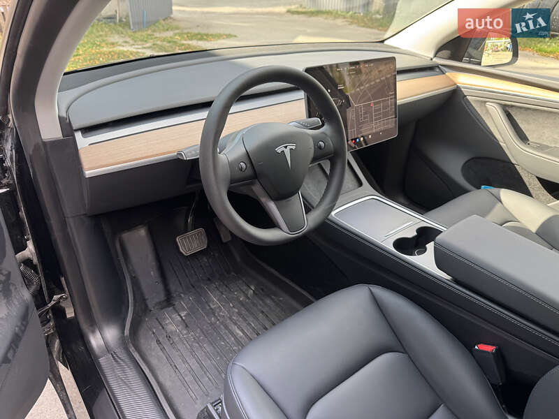 Внедорожник / Кроссовер Tesla Model Y 2024 в Днепре фото 23 Внедорожник / Кроссовер Tesla Model Y 2024 в Днепре