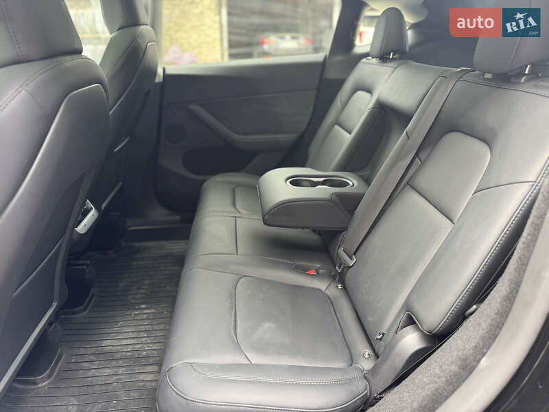 Внедорожник / Кроссовер Tesla Model Y 2024 в Днепре фото 31 Внедорожник / Кроссовер Tesla Model Y 2024 в Днепре