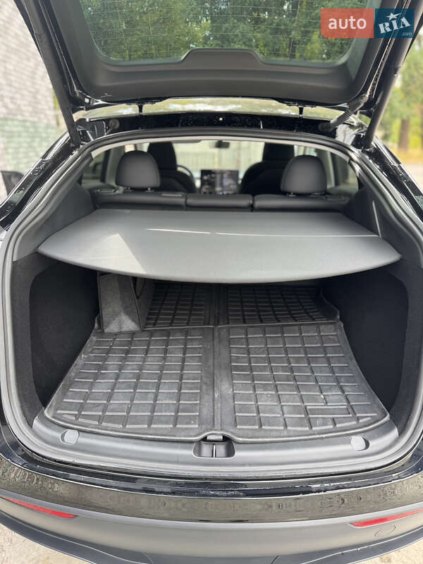 Внедорожник / Кроссовер Tesla Model Y 2024 в Днепре фото 39 Внедорожник / Кроссовер Tesla Model Y 2024 в Днепре