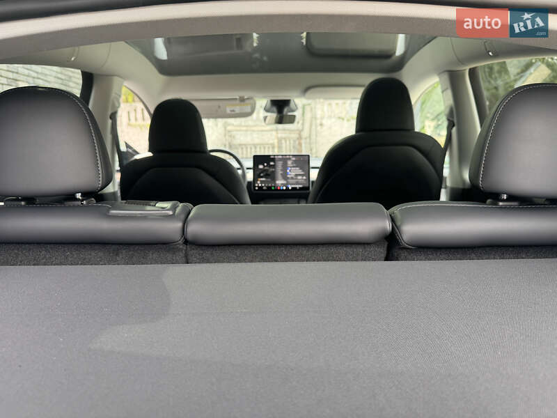 Внедорожник / Кроссовер Tesla Model Y 2024 в Днепре фото 40 Внедорожник / Кроссовер Tesla Model Y 2024 в Днепре