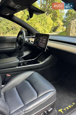 Позашляховик / Кросовер Tesla Model Y 2020 в 