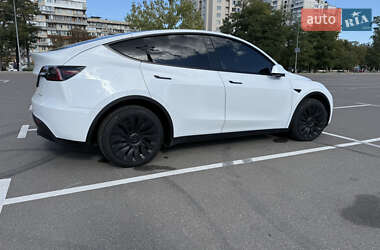 Внедорожник / Кроссовер Tesla Model Y 2023 в 