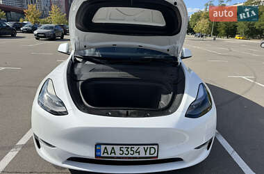 Внедорожник / Кроссовер Tesla Model Y 2023 в 