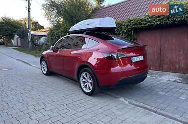 Внедорожник / Кроссовер Tesla Model Y 2023 в 