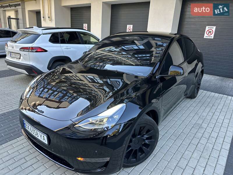 Позашляховик / Кросовер Tesla Model Y 2023 в Хмельницькому