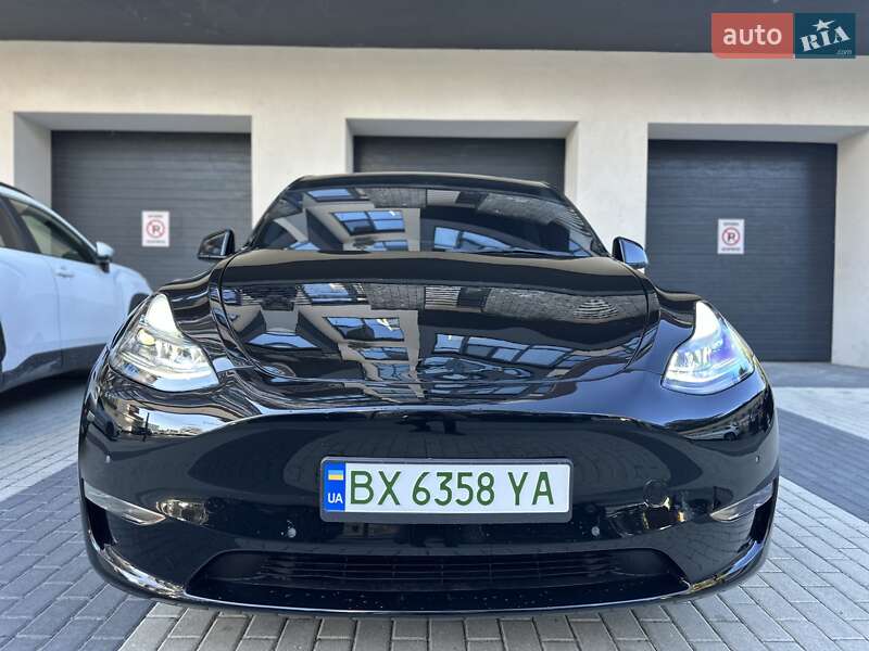 Позашляховик / Кросовер Tesla Model Y 2023 в Хмельницькому