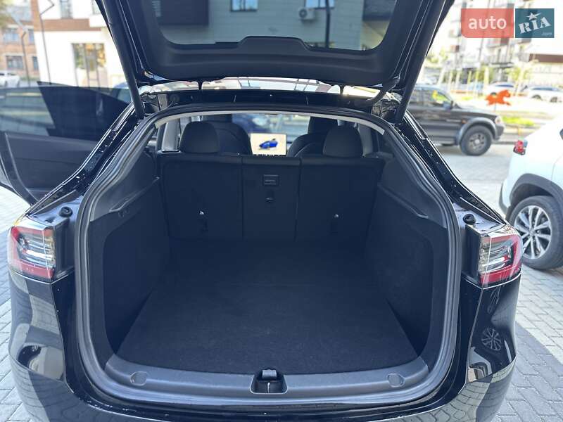 Позашляховик / Кросовер Tesla Model Y 2023 в Хмельницькому