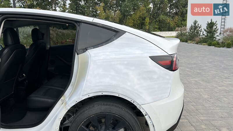 Внедорожник / Кроссовер Tesla Model Y 2022 в Луцке