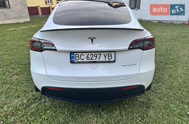 Внедорожник / Кроссовер Tesla Model Y 2022 в 