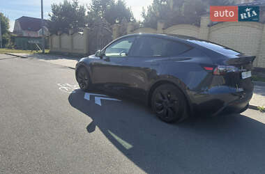 Внедорожник / Кроссовер Tesla Model Y 2024 в 
