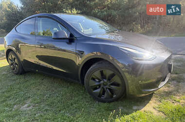 Внедорожник / Кроссовер Tesla Model Y 2024 в Киеве