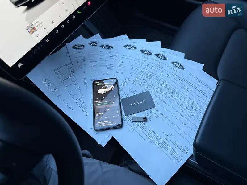 Позашляховик / Кросовер Tesla Model Y 2022 в Тернополі документ