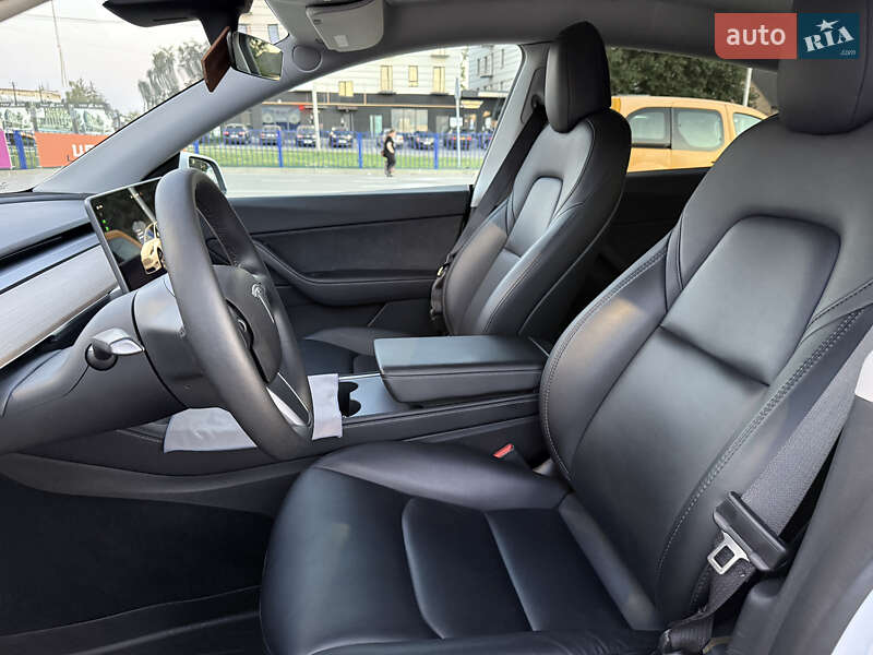 Позашляховик / Кросовер Tesla Model Y 2022 в Тернополі