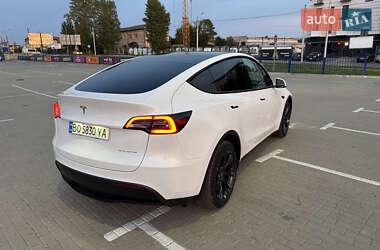 Внедорожник / Кроссовер Tesla Model Y 2022 в 