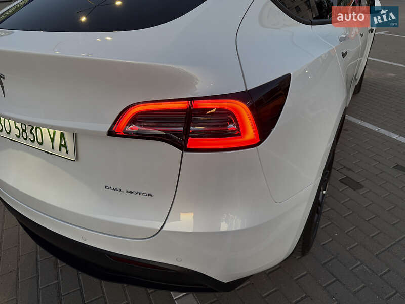 Позашляховик / Кросовер Tesla Model Y 2022 в Тернополі