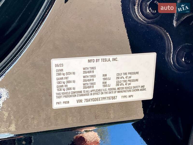 Позашляховик / Кросовер Tesla Model Y 2023 в Києві