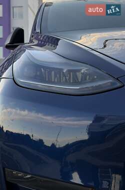 Позашляховик / Кросовер Tesla Model Y 2022 в 