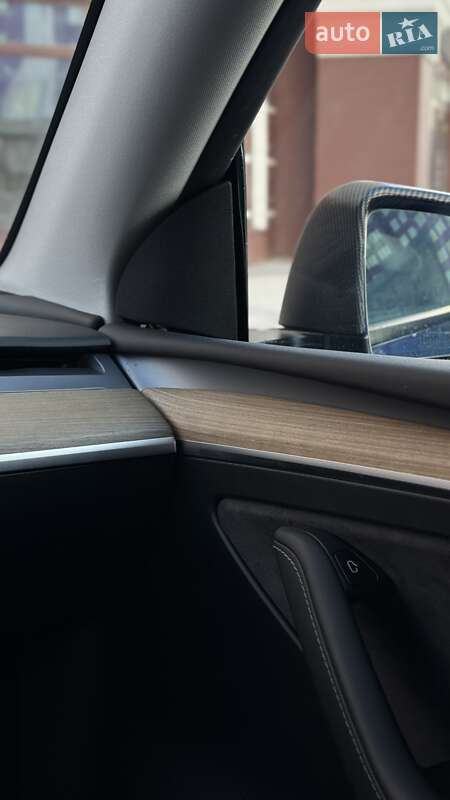 Внедорожник / Кроссовер Tesla Model Y 2022 в Умани