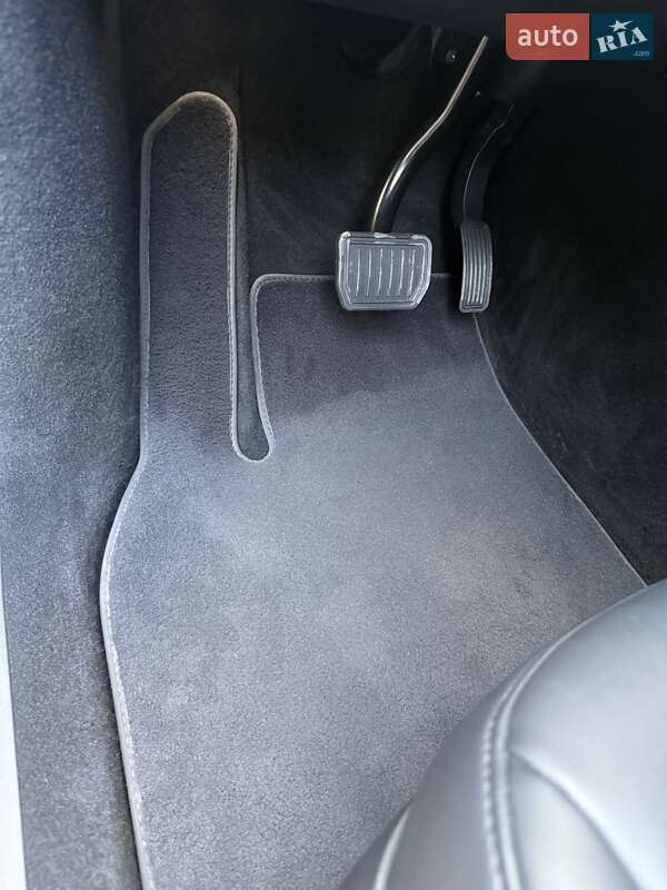 Внедорожник / Кроссовер Tesla Model Y 2023 в Хмельницком фото 15 Внедорожник / Кроссовер Tesla Model Y 2023 в Хмельницком