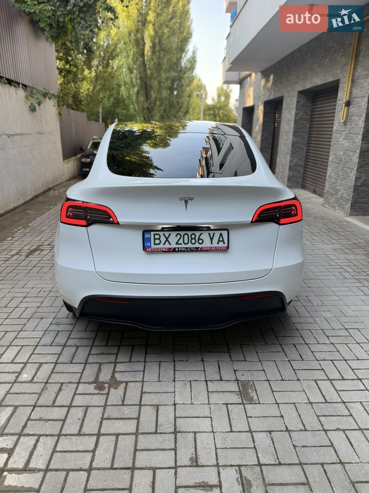 2023 Tesla Model Y - мініатюра 30