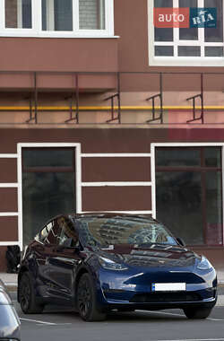Позашляховик / Кросовер Tesla Model Y 2022 в 