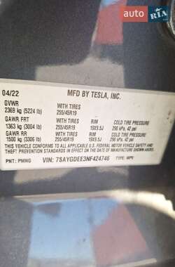 Позашляховик / Кросовер Tesla Model Y 2022 в  фото 16 Позашляховик / Кросовер Tesla Model Y 2022 в