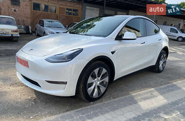 Позашляховик / Кросовер Tesla Model Y 2023 в 