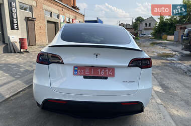 Позашляховик / Кросовер Tesla Model Y 2023 в 