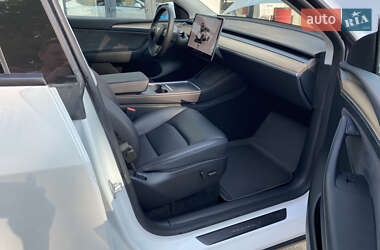 Позашляховик / Кросовер Tesla Model Y 2023 в 