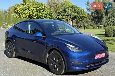 Внедорожник / Кроссовер Tesla Model Y 2022 в 