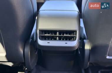 Внедорожник / Кроссовер Tesla Model Y 2022 в 