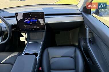 Внедорожник / Кроссовер Tesla Model Y 2022 в 