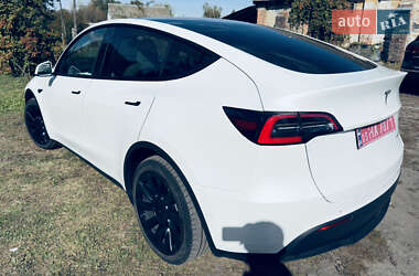 Внедорожник / Кроссовер Tesla Model Y 2021 в 