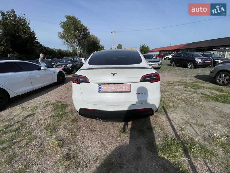 Внедорожник / Кроссовер Tesla Model Y 2022 в Луцке