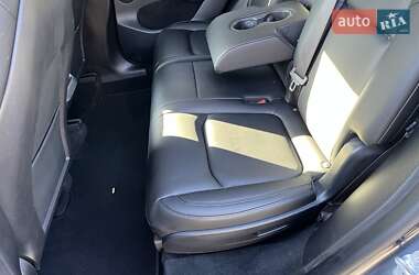 Позашляховик / Кросовер Tesla Model Y 2023 в 