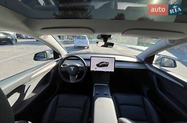 Позашляховик / Кросовер Tesla Model Y 2023 в 