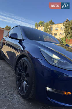 Позашляховик / Кросовер Tesla Model Y 2023 в 