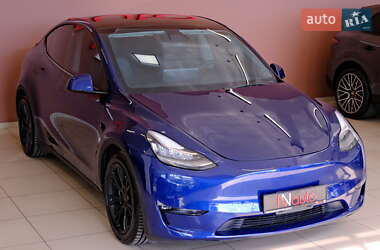 Внедорожник / Кроссовер Tesla Model Y 2021 в 