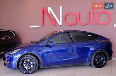 Внедорожник / Кроссовер Tesla Model Y 2021 в 