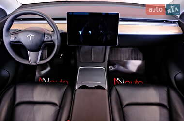 Внедорожник / Кроссовер Tesla Model Y 2021 в 