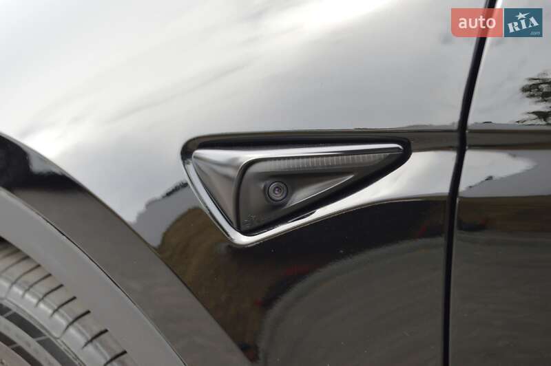 Внедорожник / Кроссовер Tesla Model Y 2022 в Одессе
