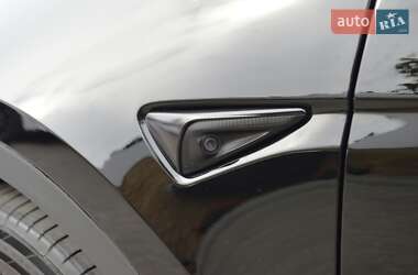 Внедорожник / Кроссовер Tesla Model Y 2022 в 
