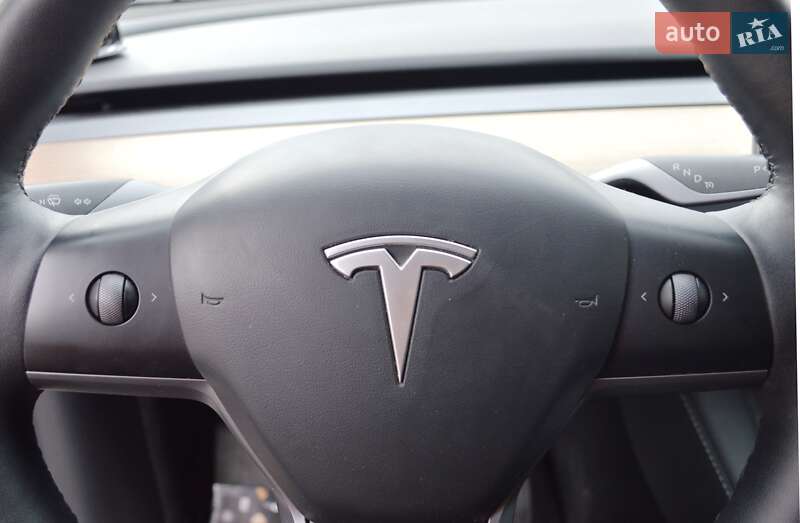 Внедорожник / Кроссовер Tesla Model Y 2022 в Одессе