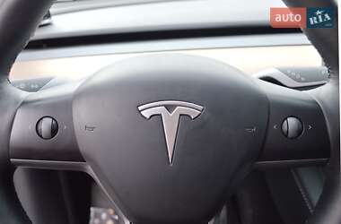 Внедорожник / Кроссовер Tesla Model Y 2022 в 