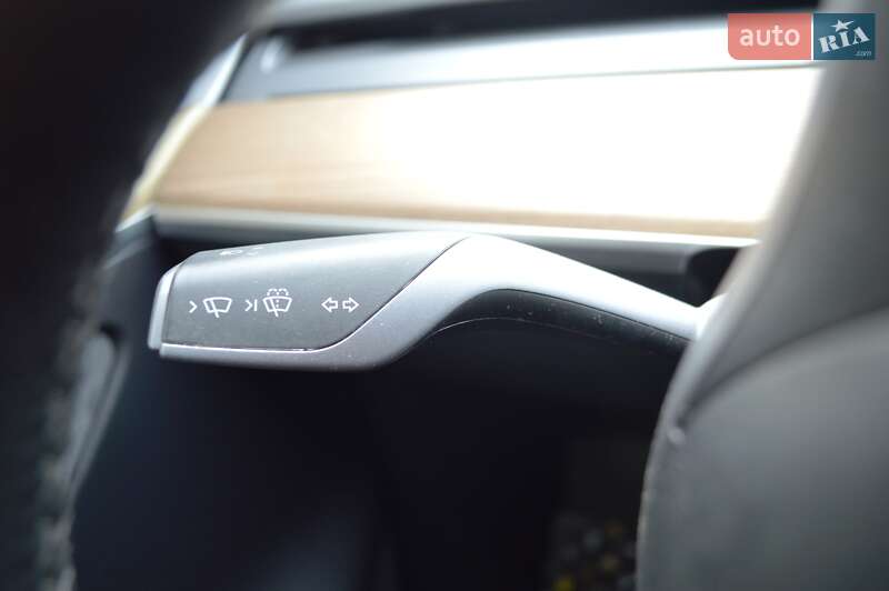 Внедорожник / Кроссовер Tesla Model Y 2022 в Одессе