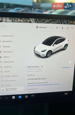 Позашляховик / Кросовер Tesla Model Y 2022 в 