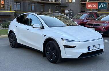 Внедорожник / Кроссовер Tesla Model Y 2025 в Киеве