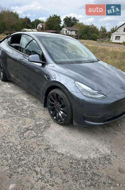 Внедорожник / Кроссовер Tesla Model Y 2022 в 