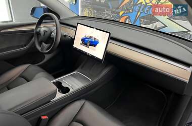 Внедорожник / Кроссовер Tesla Model Y 2024 в 